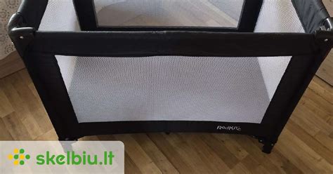 Sulankstytas kelioninis maniežas su krepšiu