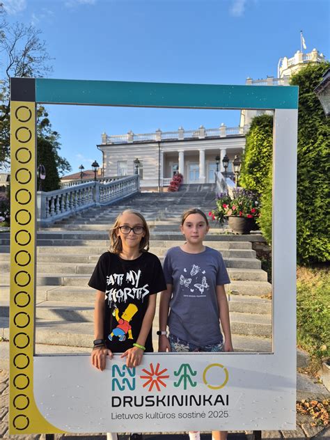 Šeima Druskininkuose dalyvauja edukacinėje programoje