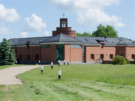 Kryžių kalno pranciškonų vienuolyno pastatas