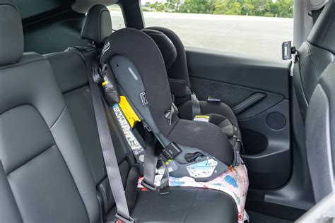 ISOFIX jungčių indikatoriai