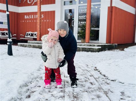 Šeima, bendraujanti su vaikais