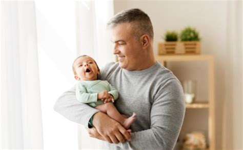 Amžiaus įtaka moterų ir vyrų vaisingumui