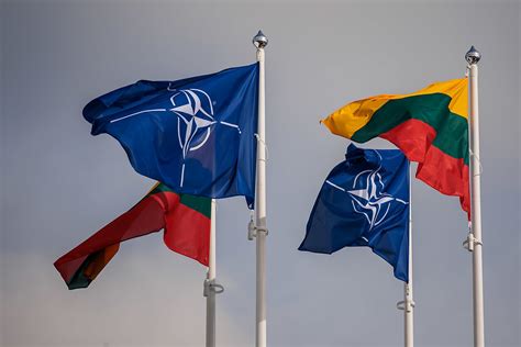 Lietuvos ir Norvegijos vėliavos