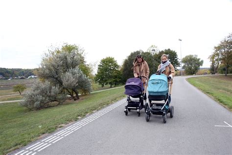 Draudžiamųjų asmenų kategorijos ir stažo reikalavimai motinystės išmokai