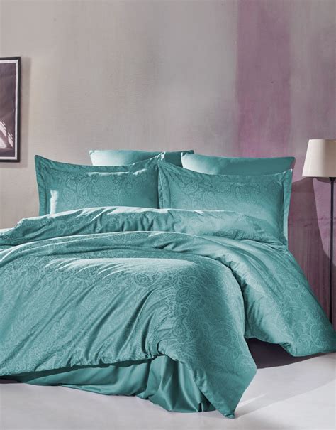 Natūralių audinių savybių palyginimas kūdikių drabužiuose