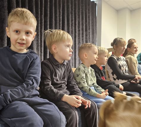 Grupės vaikų ir darželio darbuotojų bendros veiklos nuotrauka