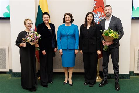 Specialistų komanda dirbanti su vaikais, turinčiais specialiųjų poreikių