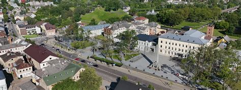 Ukmergės miesto panorama su vaikų darželiu