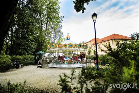 Bernardinų sodo panorama su vaizdu į Gedimino kalną