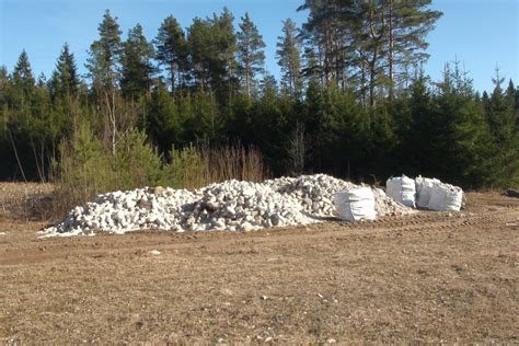 Atliekų kalnas iš vienkartinių sauskelnių