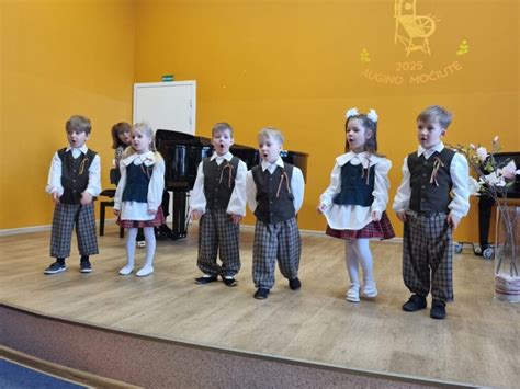 Tradicinis lietuviškas darželis prieškario laikotarpiu