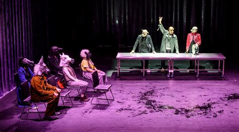 scena iš spektaklio „Pranašystė“