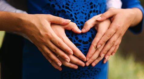 šeima laukia kūdikio