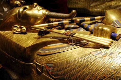 Tutanchamono kapas ir senovės Egipto hieroglifai