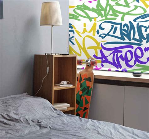 paauglių kambario užuolaidos su grafiti