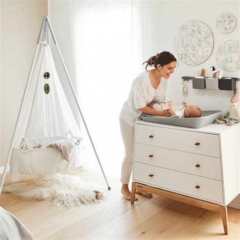 Sauskelnių keitimo vieta ir reikmenys