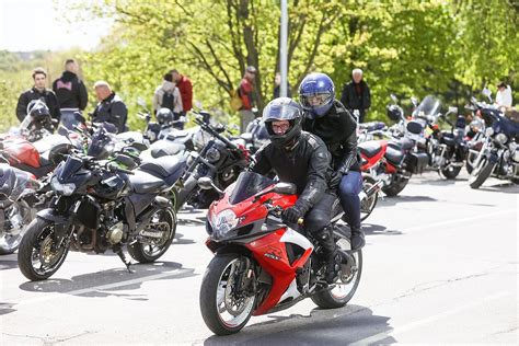 Motociklininkų grupuotės susirinkimas