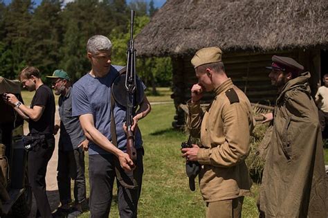 Danielis ir Joshua Shalikarai filmavimo aikštelėje