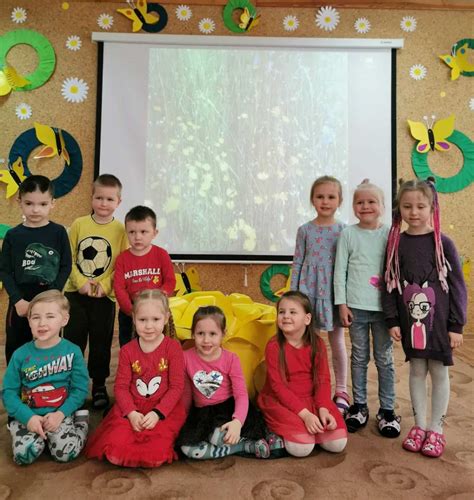 Vaikai vaidina pasaką darželyje „Gluosnis“
