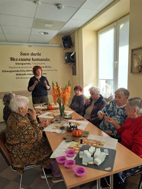 Nuotrauka iš Velykų šventės Šiaulių globos namuose