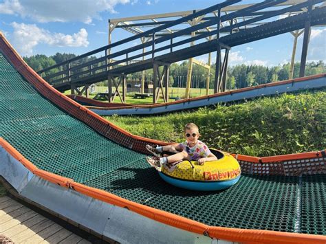 Vaikų linksmybės pramogų parke ADVENTICA