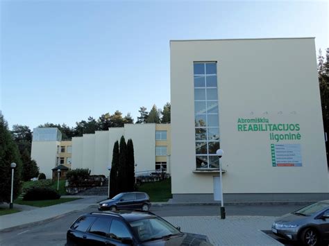 Abromiškių reabilitacijos ligoninės pastatas