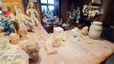 popierinių lėlių gamybos procesas