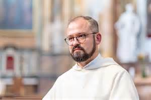 Simbolinė iliustracija: žmogus, ieškantis savęs