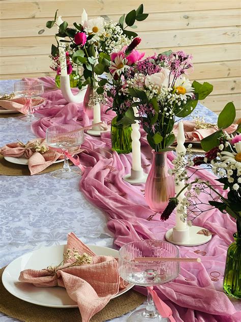 Dekoruotas stalas vaikų šventei