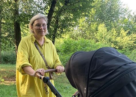 tėvai slaugo sergantį vaiką