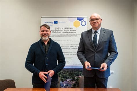 Aleksandras Ivanauskas-Fara su kolegomis iš projekto 