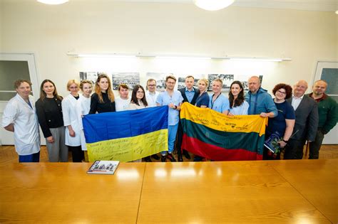 Humanitarinės misijos iliustracija