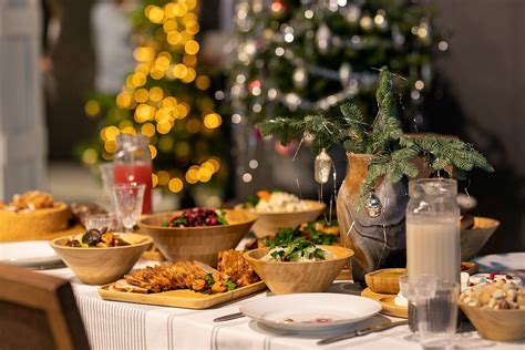 Šventinis stalas ir draugų kompanija