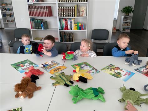 Vaikų bibliotekėlė su knygelėmis