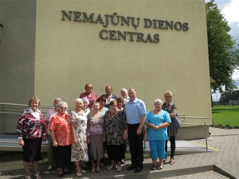 Senjorų bendravimas dienos centre