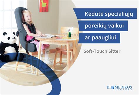 Vaikas prie reguliuojamo stalo su tinkama laikysena