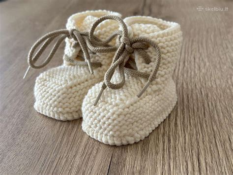 jaukūs megzti batukai naujagimiui
