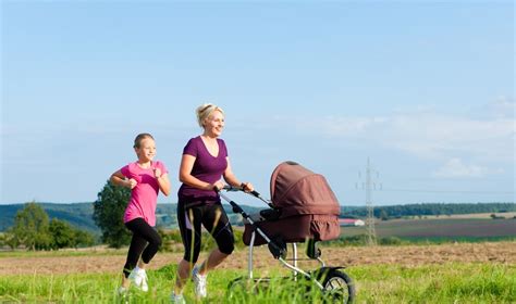 mama su kudikiu sportuoja