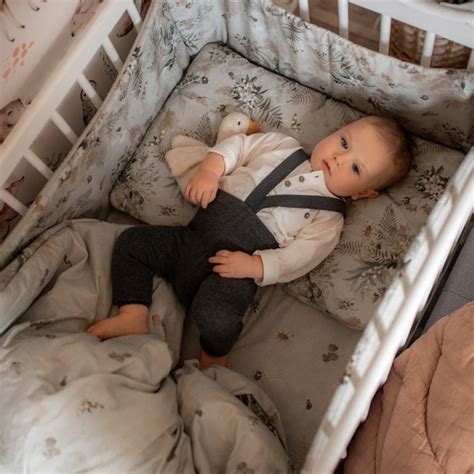 Lovytės apsauga kūdikio lovytėje