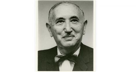 David Wechsler portretas ir WISC testo viršelis