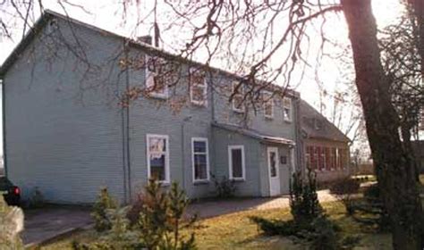 senelių globos namai