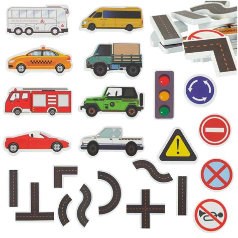 Žaisliniai automobiliai iš popierinių ritinėlių