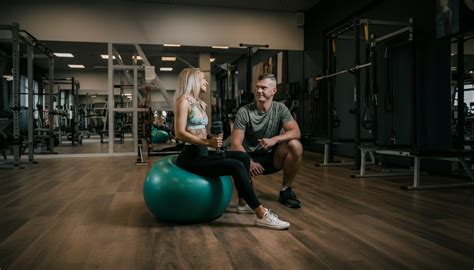 Infografika: Kaip pasirinkti tinkamą fizinį aktyvumą nėštumo metu