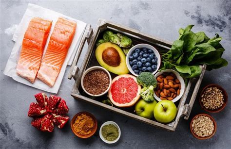 Įvairūs maisto produktai, kuriuos reikėtų vartoti saikingai
