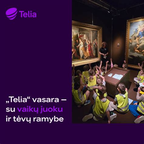 Vaikų stovyklos vadovas veda instruktažą