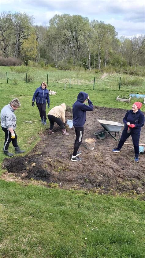 Vaizdas, iliustruojantis globos namų aplinką