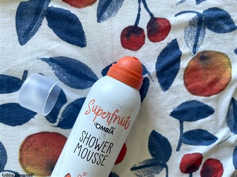 Vaikiškos prausimosi putos su vaisių aromatu