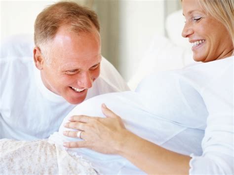 Moterys literatūroje ir motinystės temos