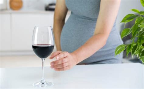 Nėščioji atsisako alkoholio
