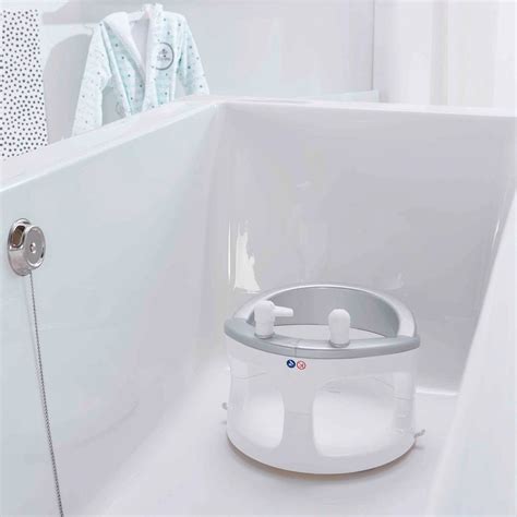 Priedai kūdikio maudymui